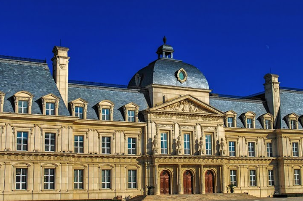 金屬復(fù)合瓦建筑