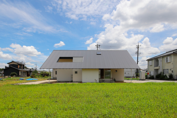 金屬復(fù)合瓦建筑