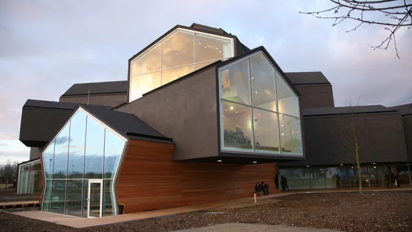 鋼結(jié)構(gòu)屋面