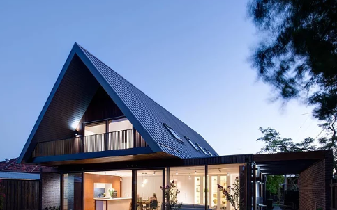 金屬?gòu)?fù)合瓦建筑