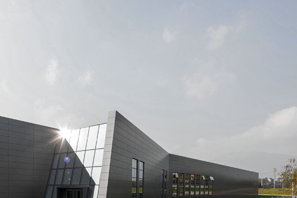 金屬?gòu)?fù)合瓦