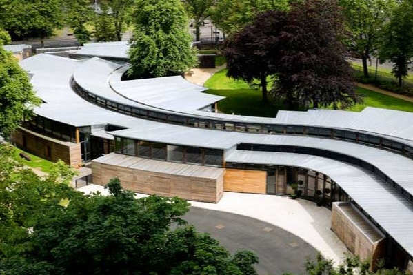 金屬復(fù)合瓦