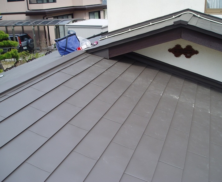 金屬?gòu)?fù)合瓦