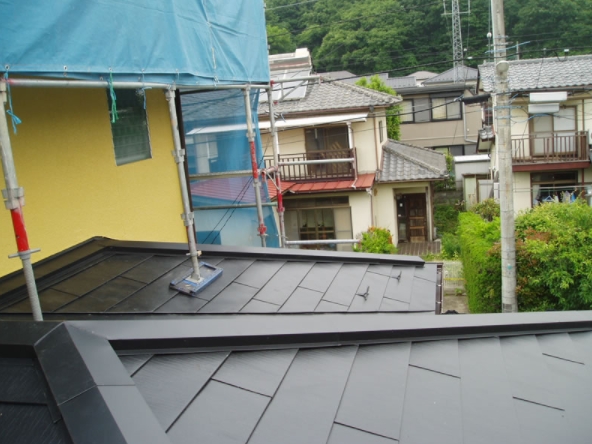 金屬復(fù)合瓦